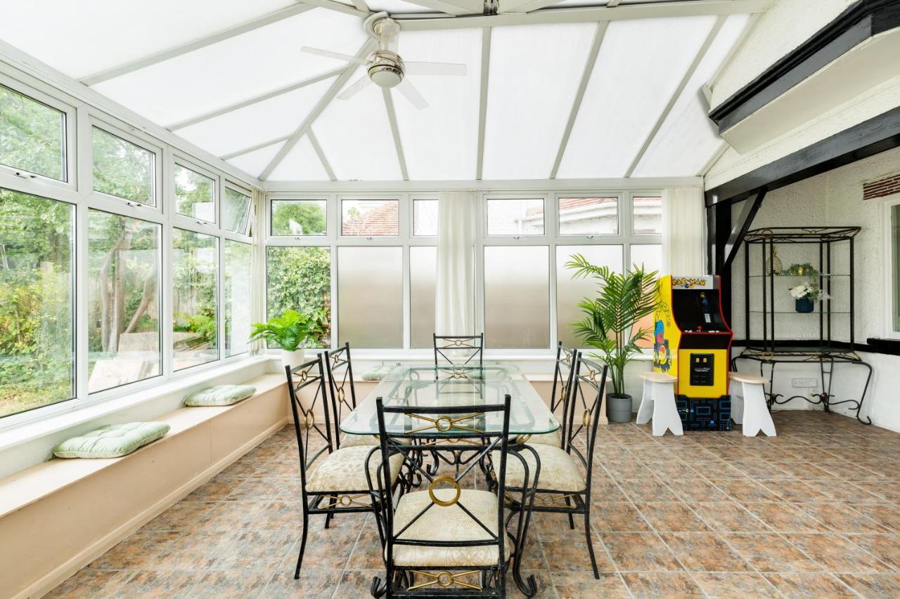 Beautiful 6 Bedroom House For 17 Guests Next To Edgbaston Stadium Бирмингем Экстерьер фото