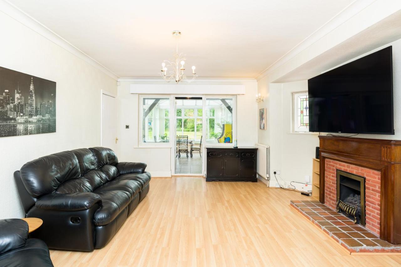 Beautiful 6 Bedroom House For 17 Guests Next To Edgbaston Stadium Бирмингем Экстерьер фото