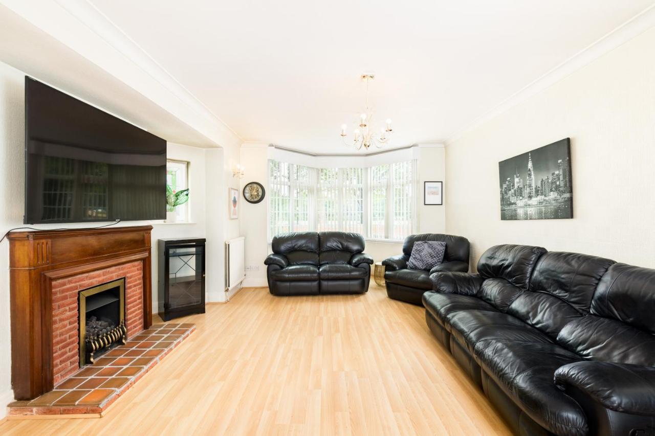Beautiful 6 Bedroom House For 17 Guests Next To Edgbaston Stadium Бирмингем Экстерьер фото