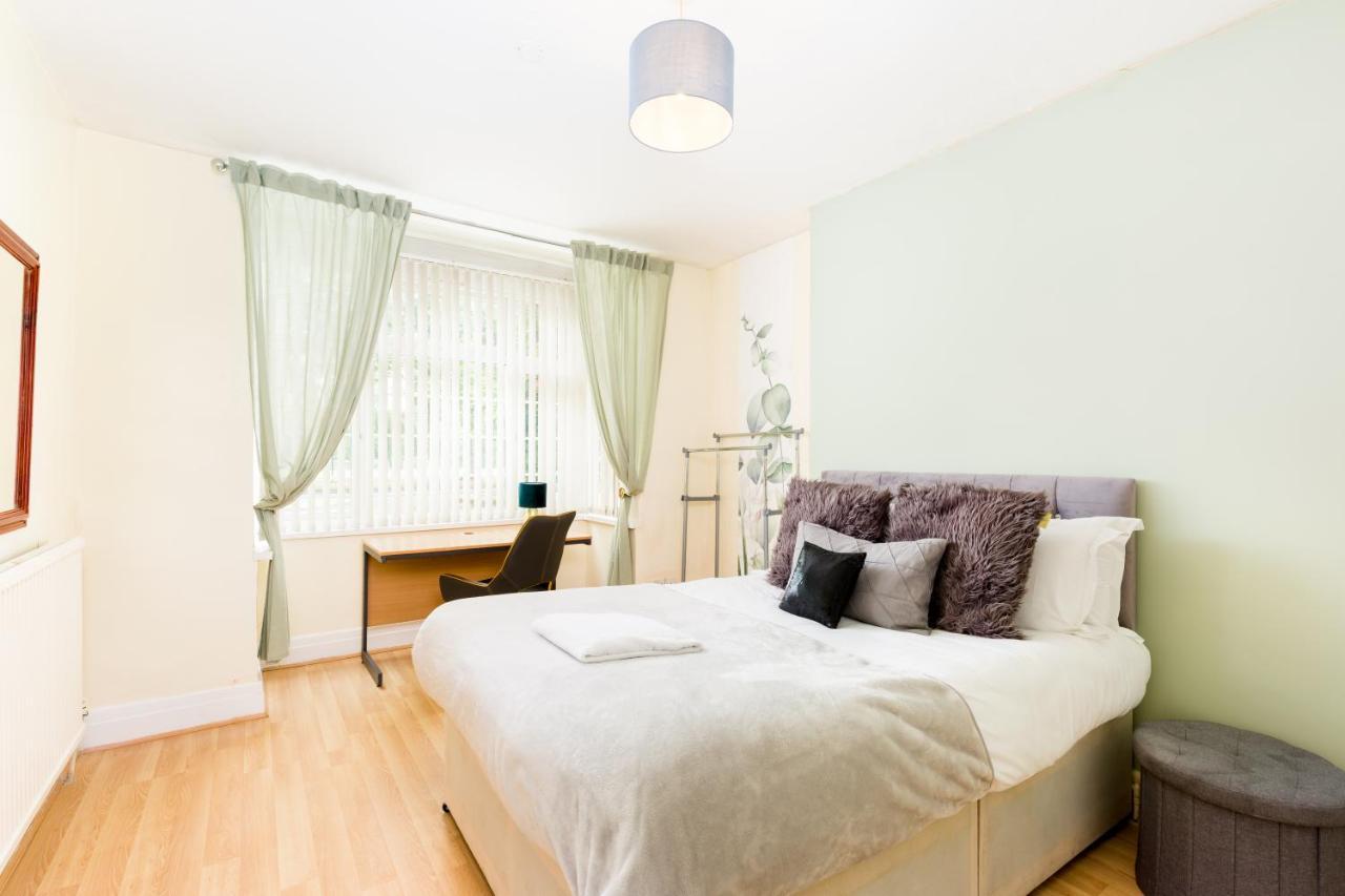 Beautiful 6 Bedroom House For 17 Guests Next To Edgbaston Stadium Бирмингем Экстерьер фото
